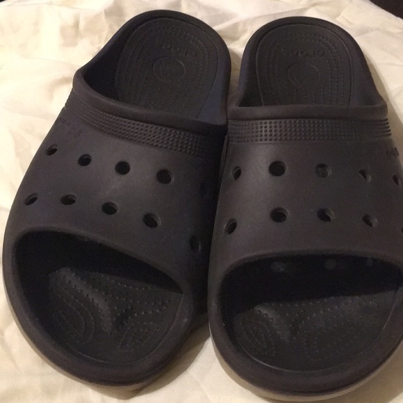 mens crocs size 14